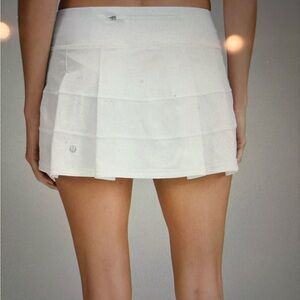 Lululemon White Pace Rival Mid RiseTennis Skirt Size 4
